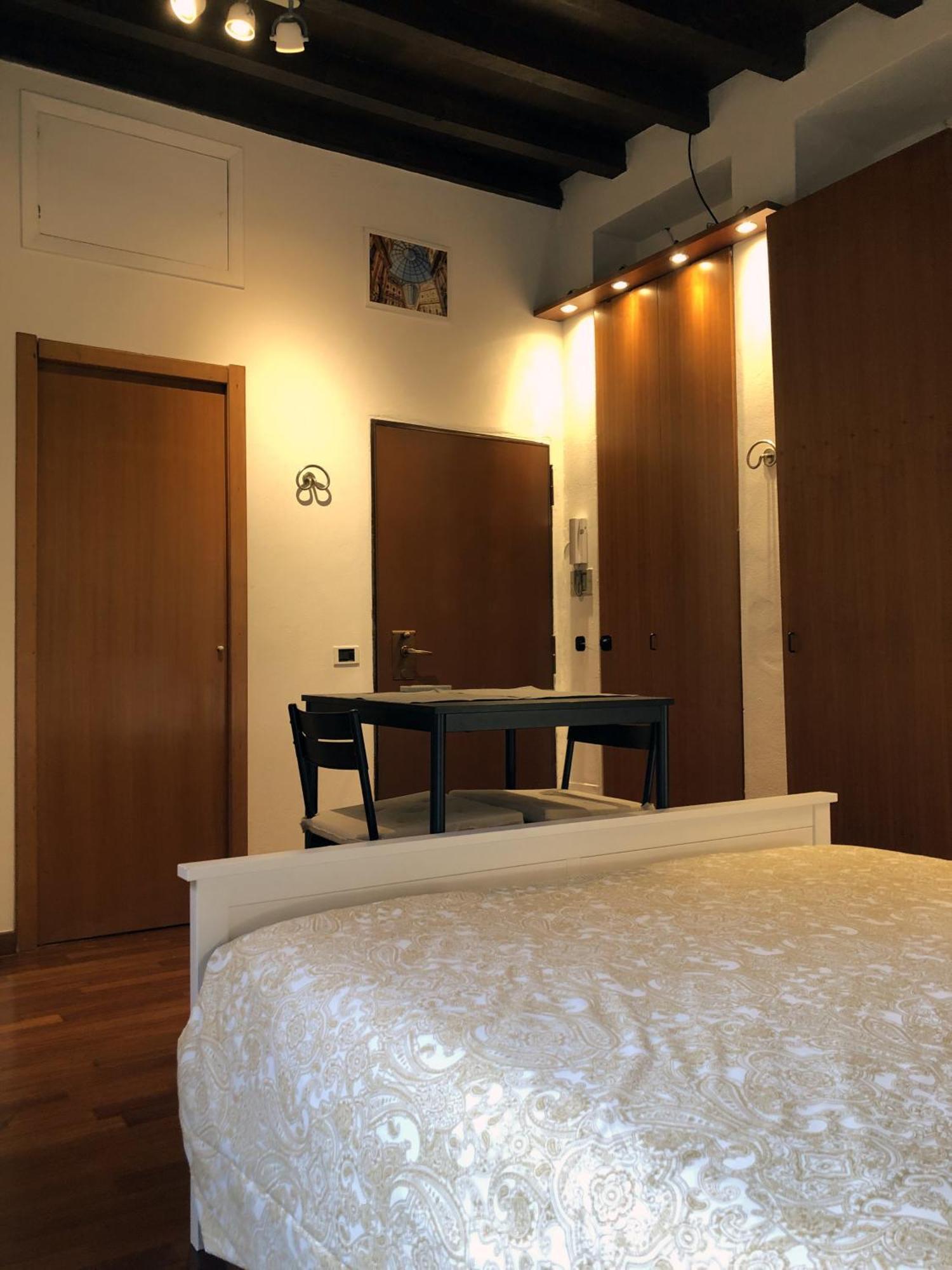 Brera Vip Spotlight - Brera - Duomo - Castello Sforzesco - Lanza Metro M2 Milão Exterior foto